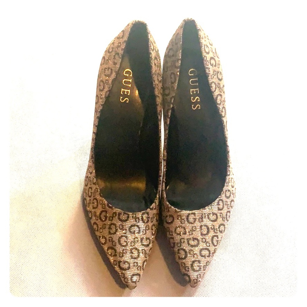 Guess sparkly high heel shoe pumps